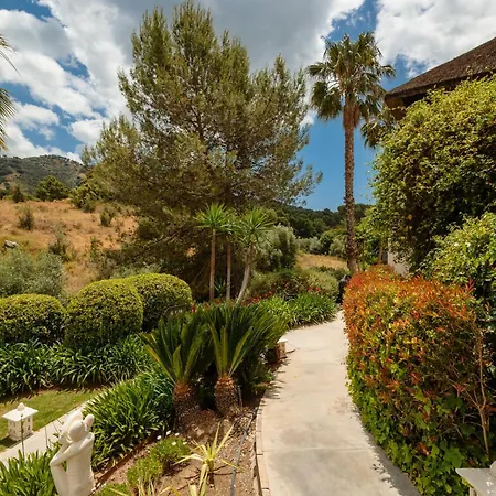 Hotell Shanti Som 4*